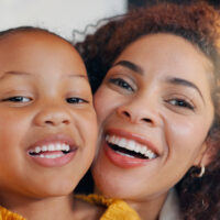 mother child smiling selfie